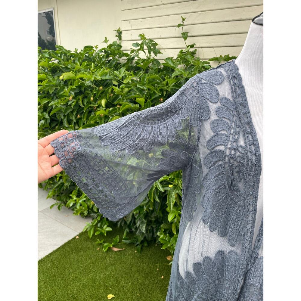 Rebellion Again Lace Kimono Gray Floral Embroidered Boho Size L Whimsical Fairy - Picture 8 of 8